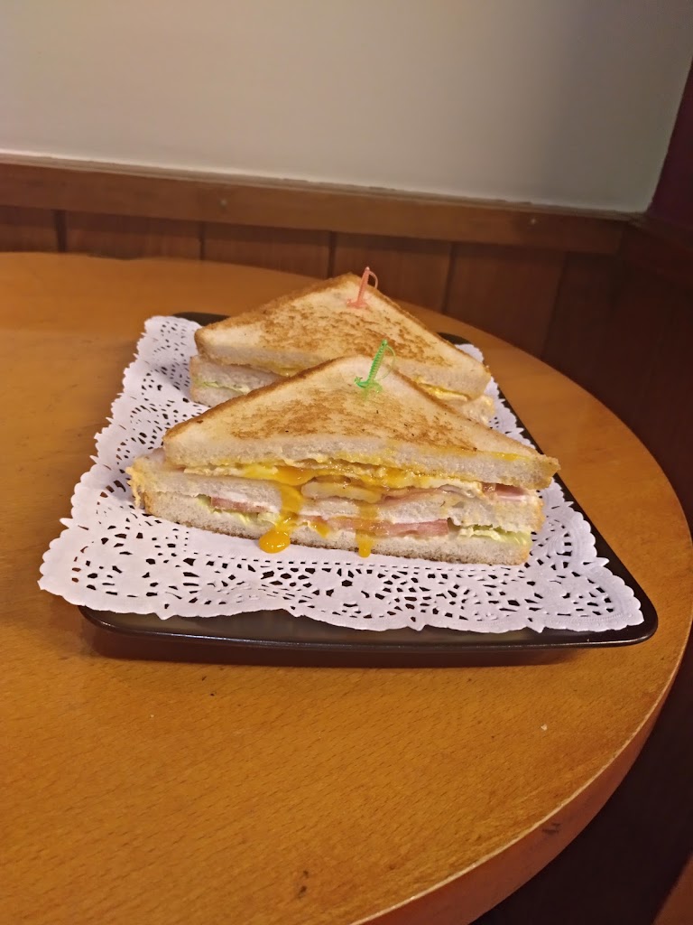 Cafeteria Atseden — Comida y bebida