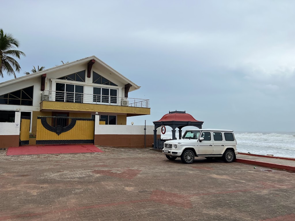 Alvin S Beach Villa Beautiful Beach Touching 4 Bedroom Villa