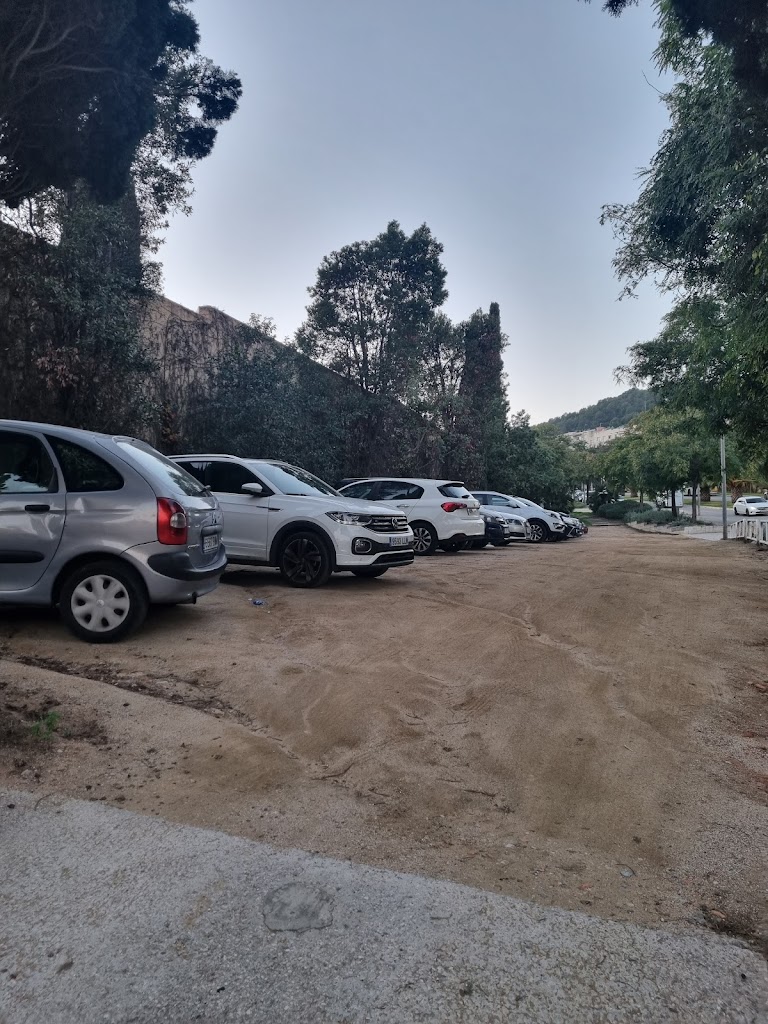 Aparcament del cementiri de Gava