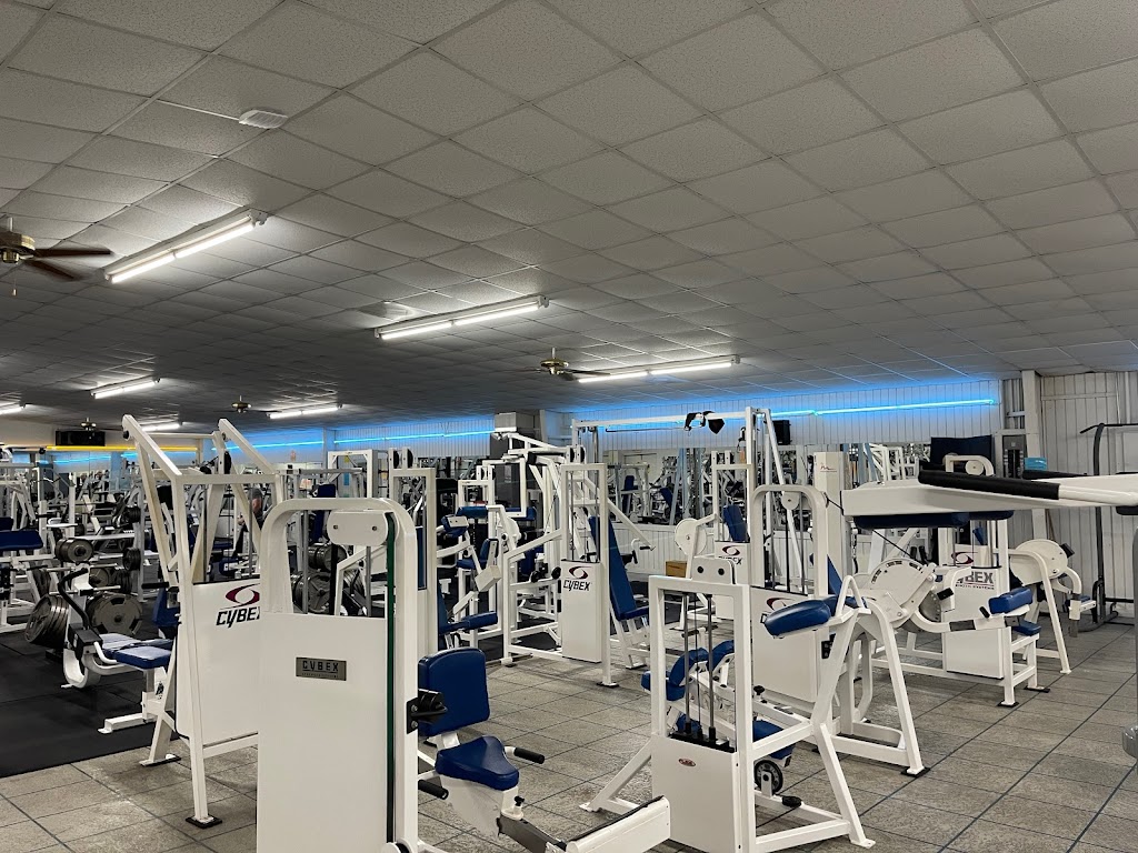  Walt's 24/7 Fitness Center