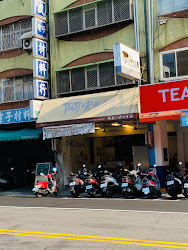 6451106d1a953bb0a417614d 的照片