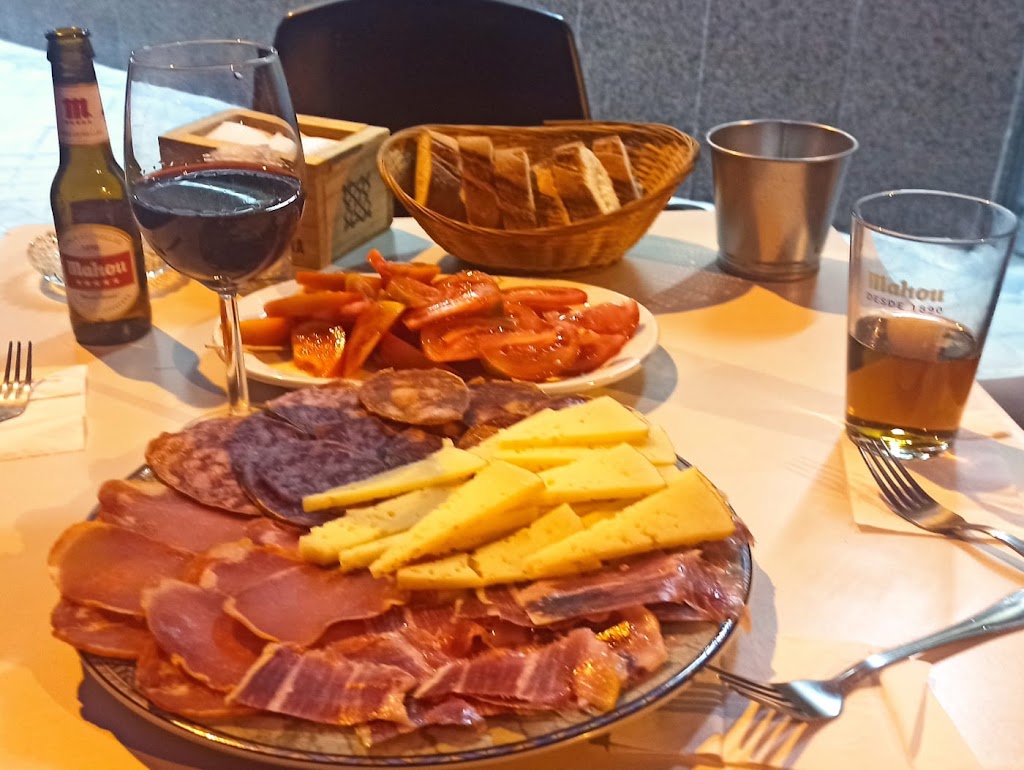 Bar El Sordo — Comida y bebida