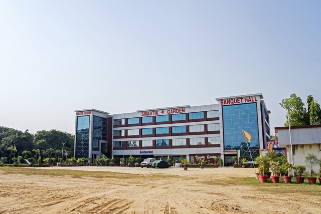 Oyo Swastik Garden