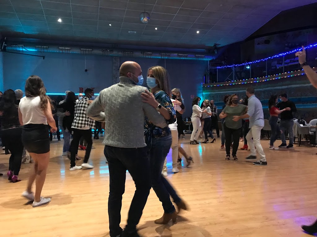 Bat Club - Academia de baile - Salsa, bachata, kizomba, bailes de salon + eventos