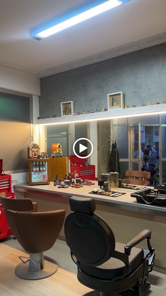 Peluqueria Imperio Varon — Videos