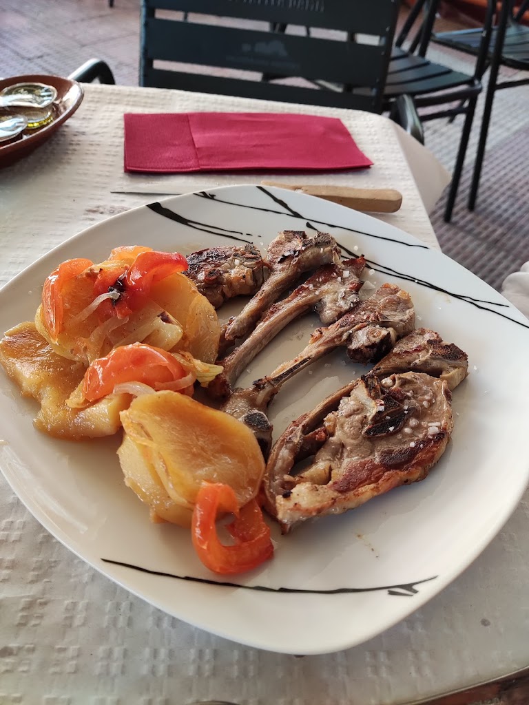 CERVECERIA DONDE CHIKY — Comida y bebida