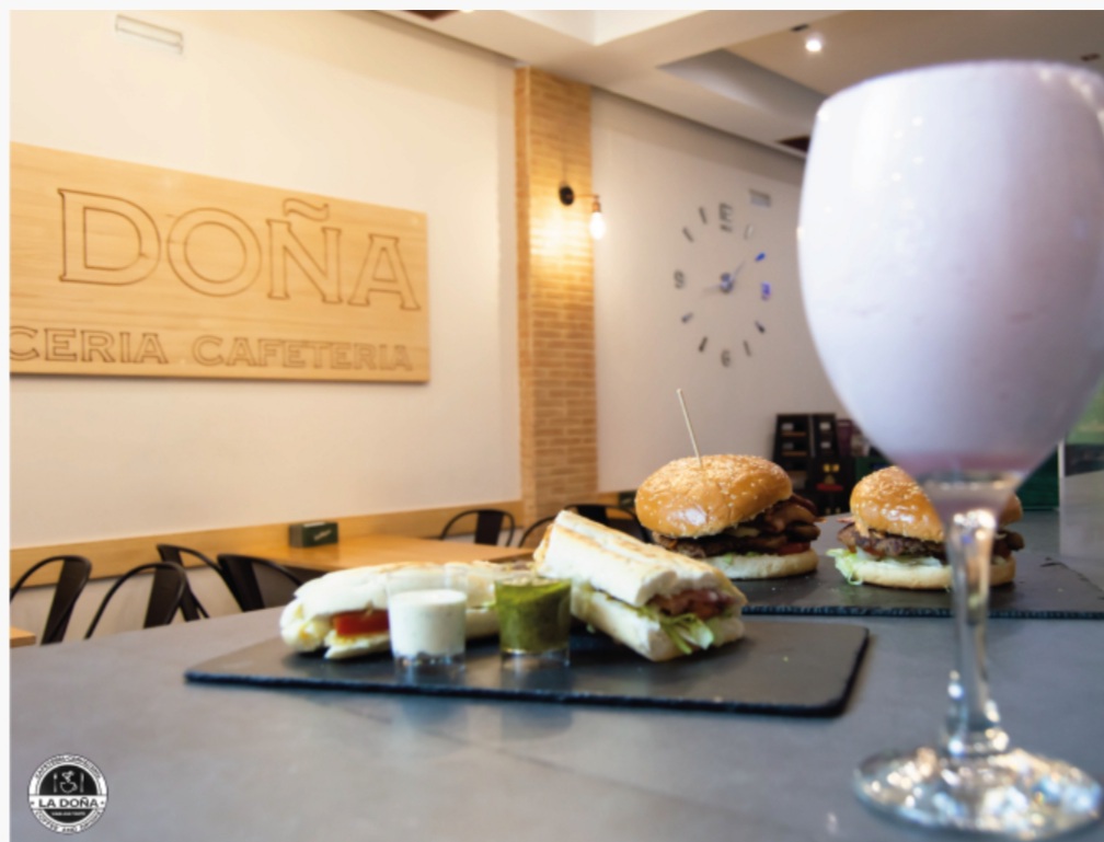 Bar La Dona — Del propietario