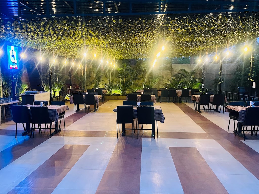 Karnival Family Restaurant Bar