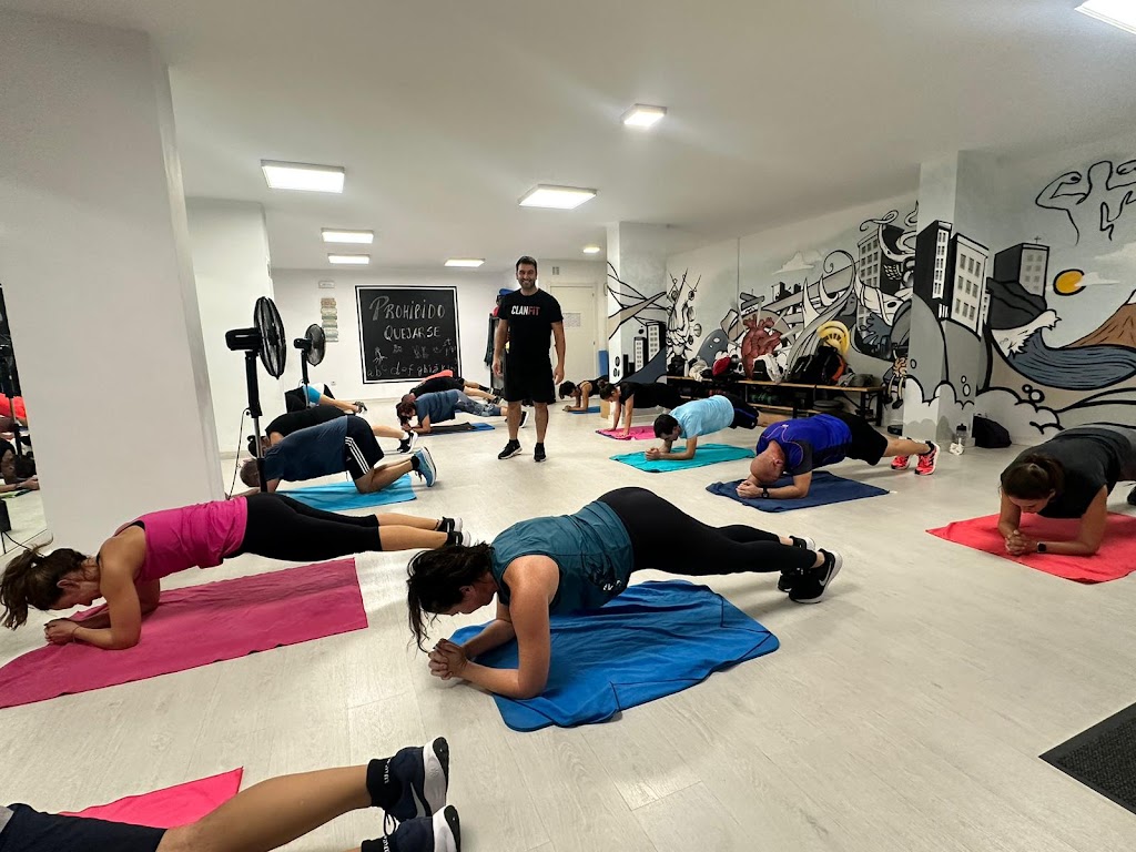 CLANFIT Entrenamiento y Nutricion — Gimnasio