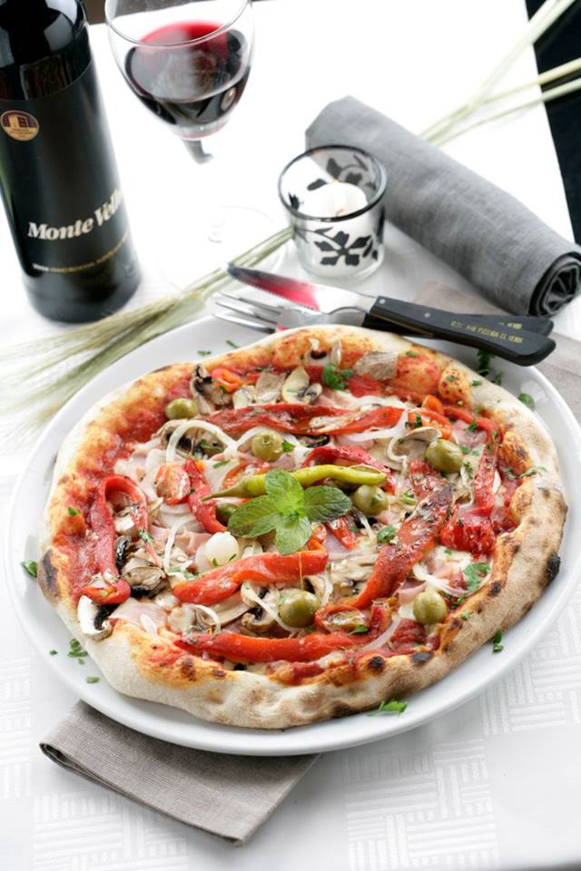 Restaurante Pizzeria El Verdi — Comida y bebida