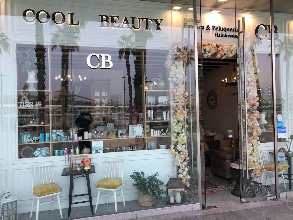 Cool Beauty Muelle Uno — Exterior