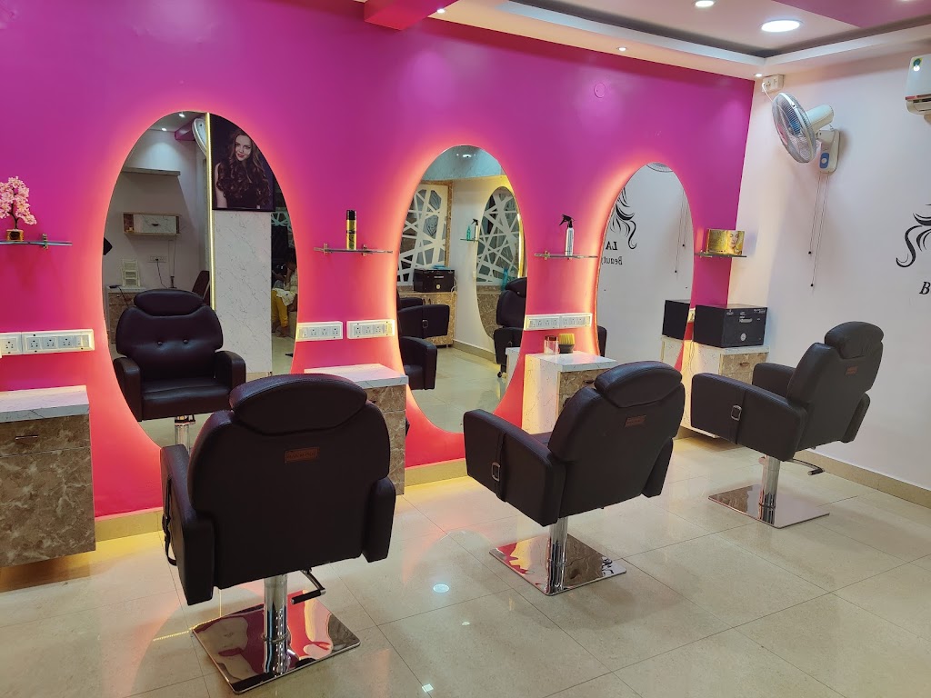 La Glitz Beauty Parlour