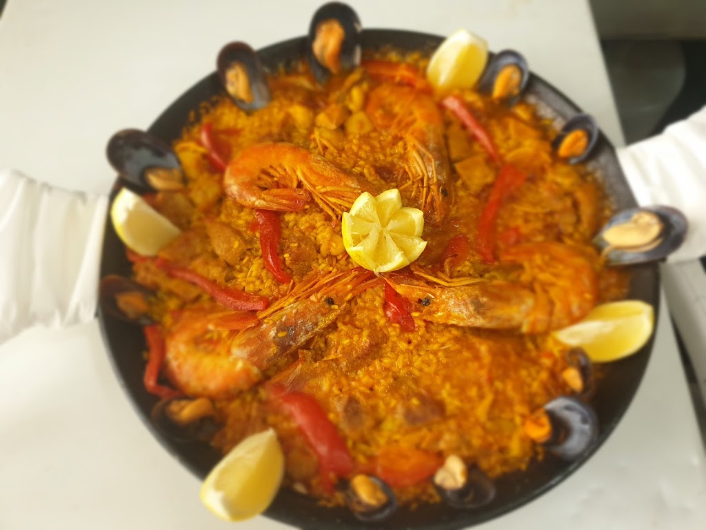 La Mar de Tapas — Comida y bebida