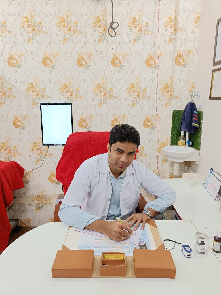 Dr. Dr Mohit Garg