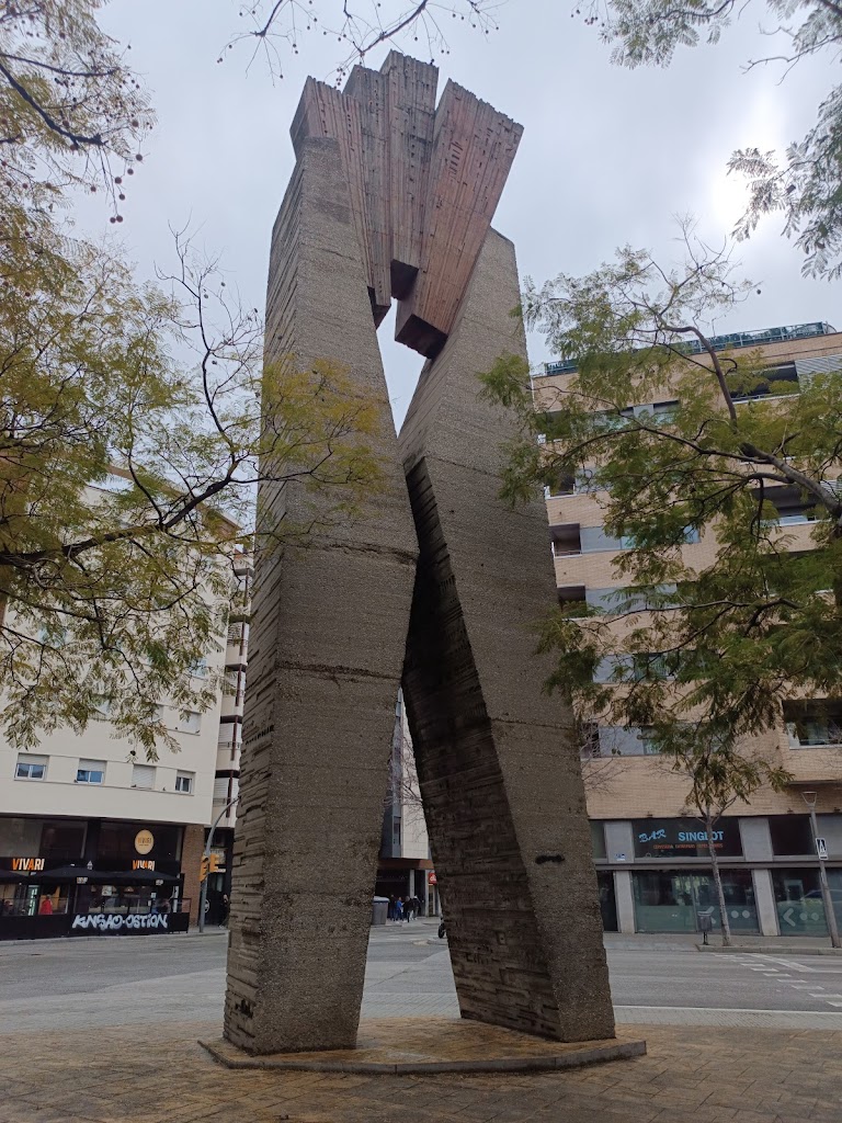 Escut de l'Hospitalet (La Pinca)