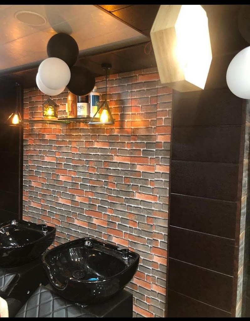 Magic Of Scissors Unisex Salon Academy