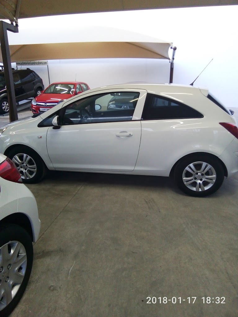 AUTOMOVILES LISANDRO CABRERA SLU — Interior