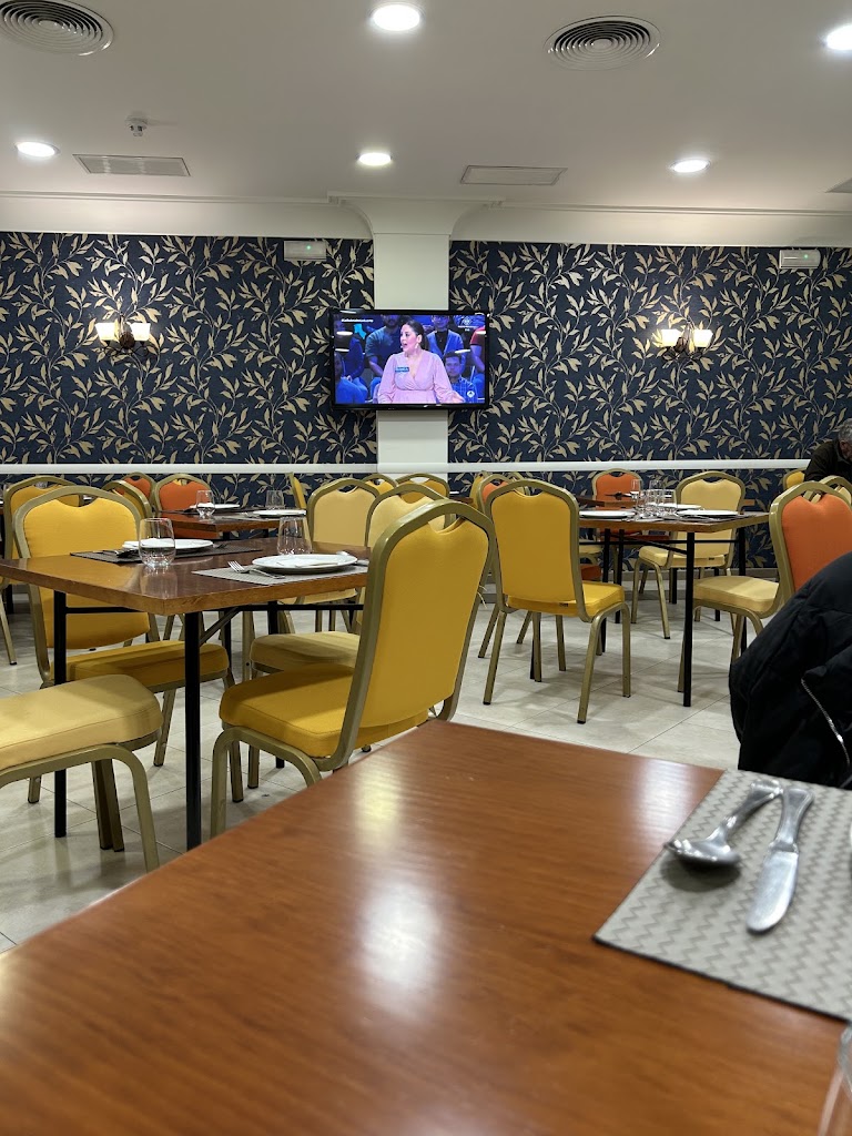 Cafeteria Restaurante Rogelio — Ambiente
