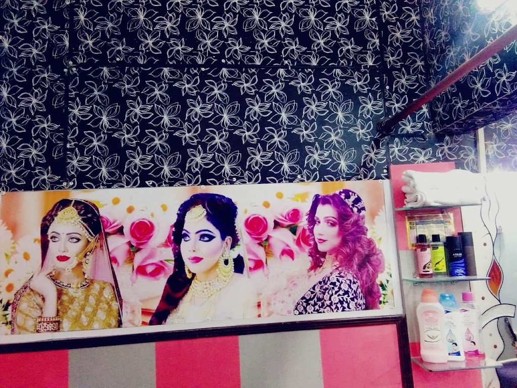 Unique Herbal Parlour