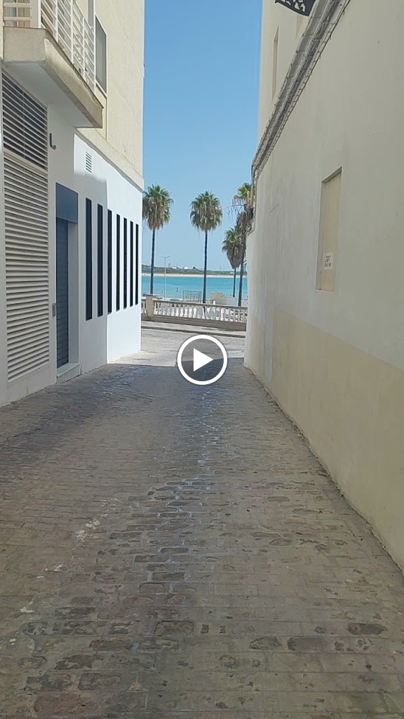 Aparcamiento Publico La Merced — Videos