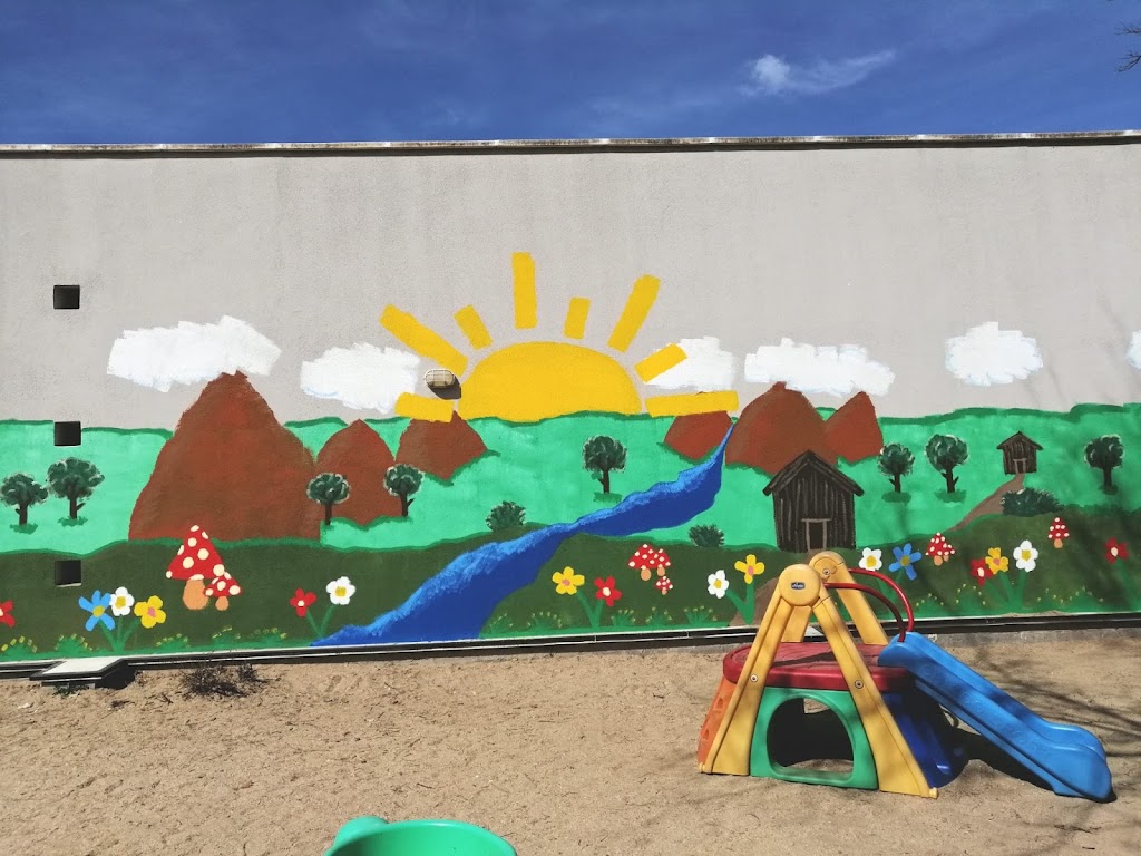 Escuela de Educacion Infantil Gloria Fuertes de Arganda del Rey. Comunidad de Madrid. — Espacio de recreacion