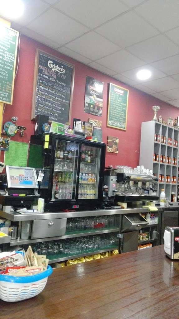 Cafeteria Cerveceria El Bastinazo — Ambiente