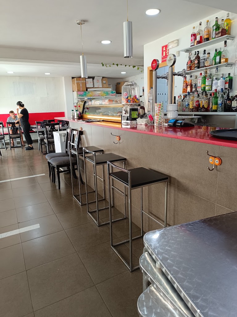 El Raco del Mur Menu Casola — Ambiente