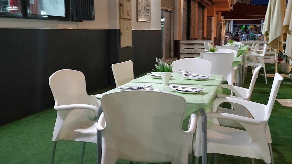 La Gonga Bar-Taperia — Ambiente