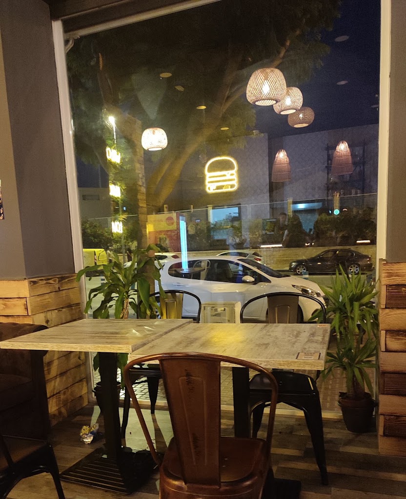 Aires Burger Bar | Crevillente | Hamburgueseria en Crevillente — Ambiente