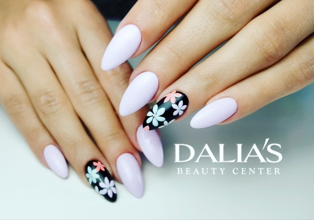 Dalias Beauty Tenerife — Manicura