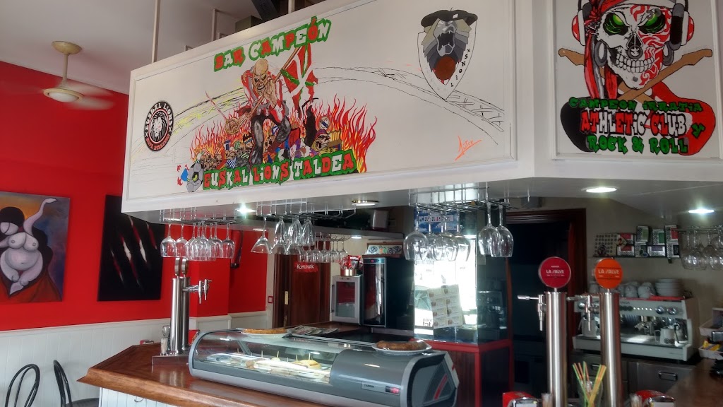 Bar Campeon & Euskallions Taldea — Ambiente