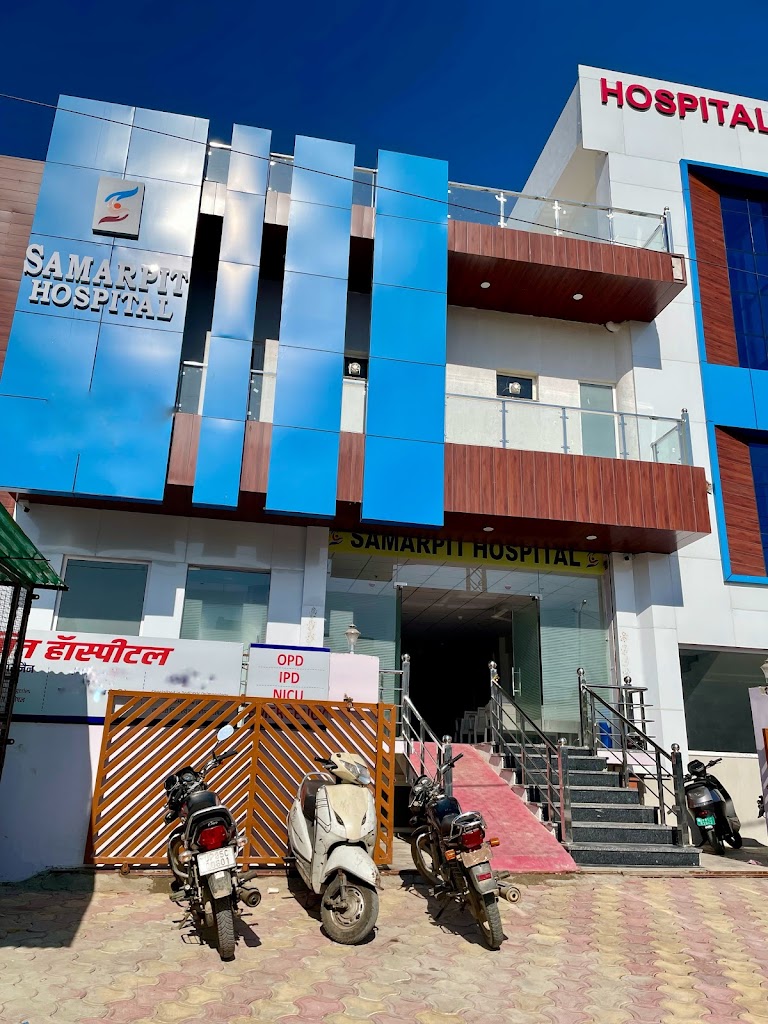 Retina And Eye Ent Clinic Aarogyam Health Clinic Dr Lakshmi Kuniyal Retina Specialist