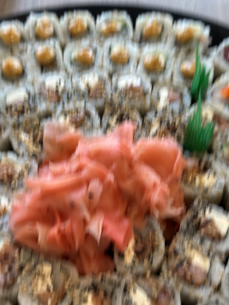 Lil Bowl, Thai and Japanese Cuisine