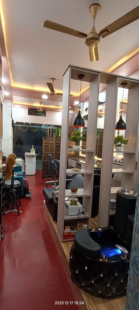 Unique Creations Beauty Salon