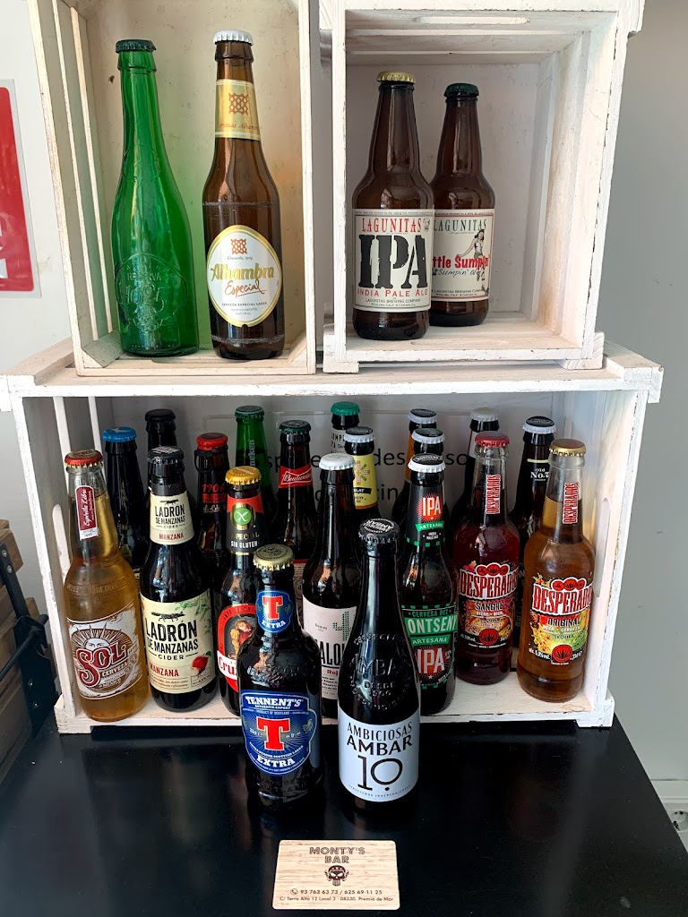 Montys Bar