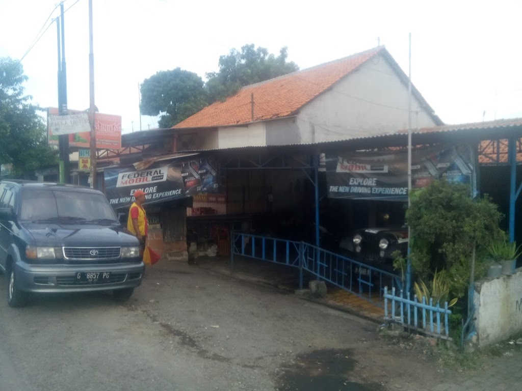 bengkel mobil ' ANEKA MOTOR '