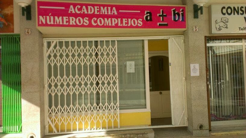 Academia Numeros Complejos — Del propietario