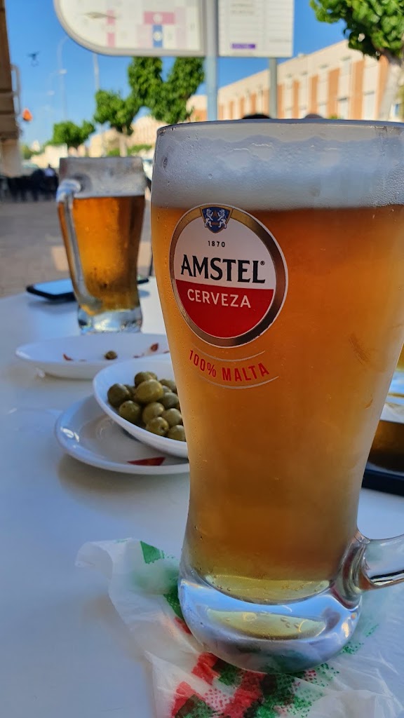 Bar Arizona — Comida y bebida