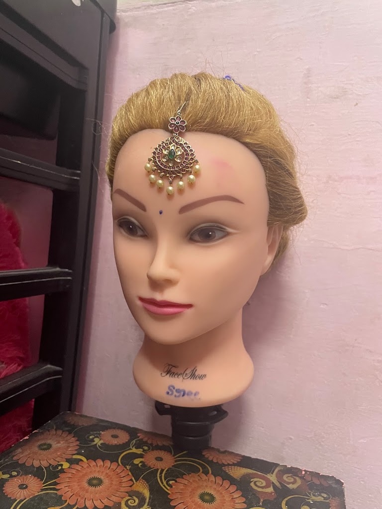 Sreenidhi Beauty Spa Salon And Make Up Studio