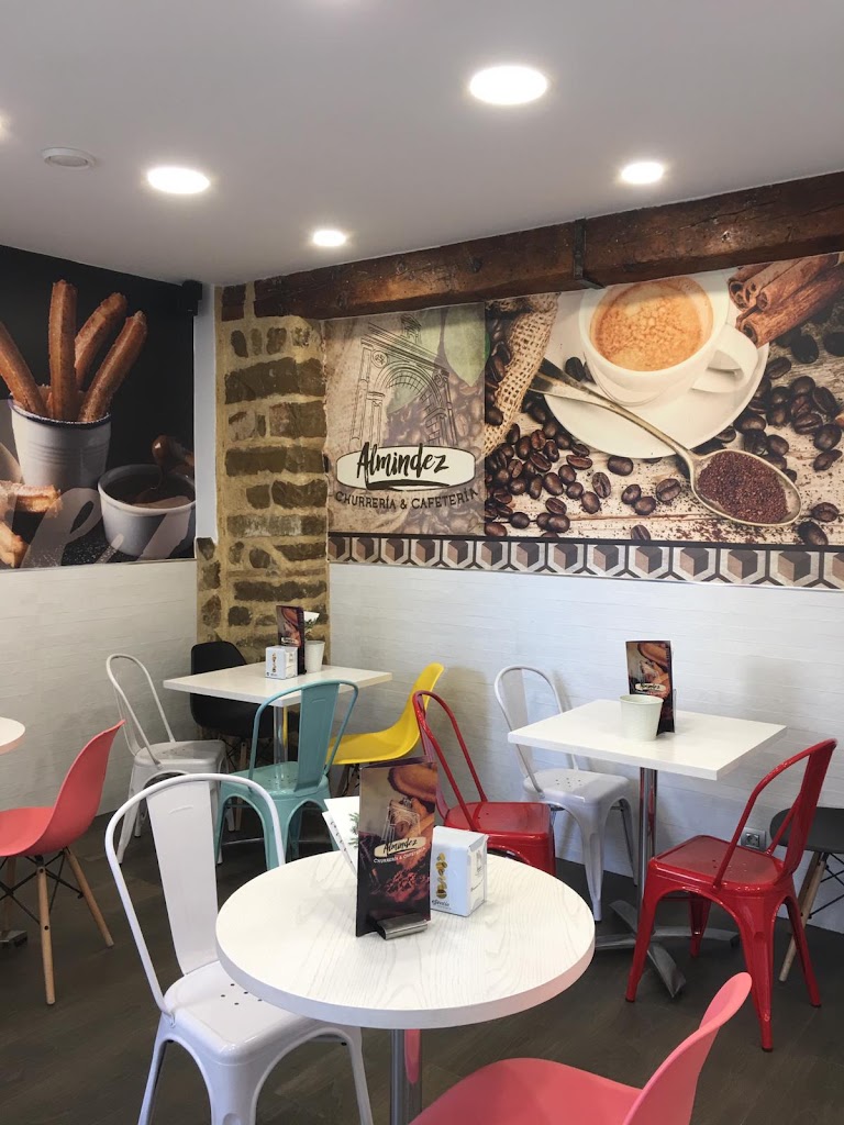 Churreria/Cafeteria Almindez. — Ambiente