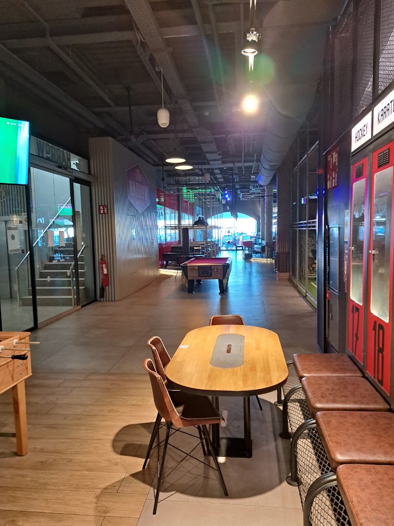 The Harrow Maspalomas sport bar - Holiday World — Ambiente