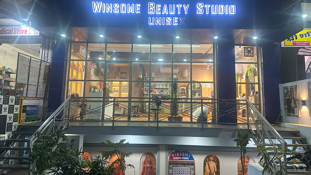 Winsome Beauty Studio Unisex Salon