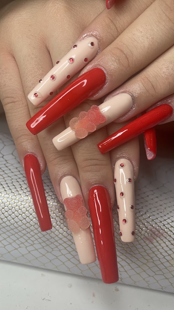 Eden Salon de Belleza — Manicura