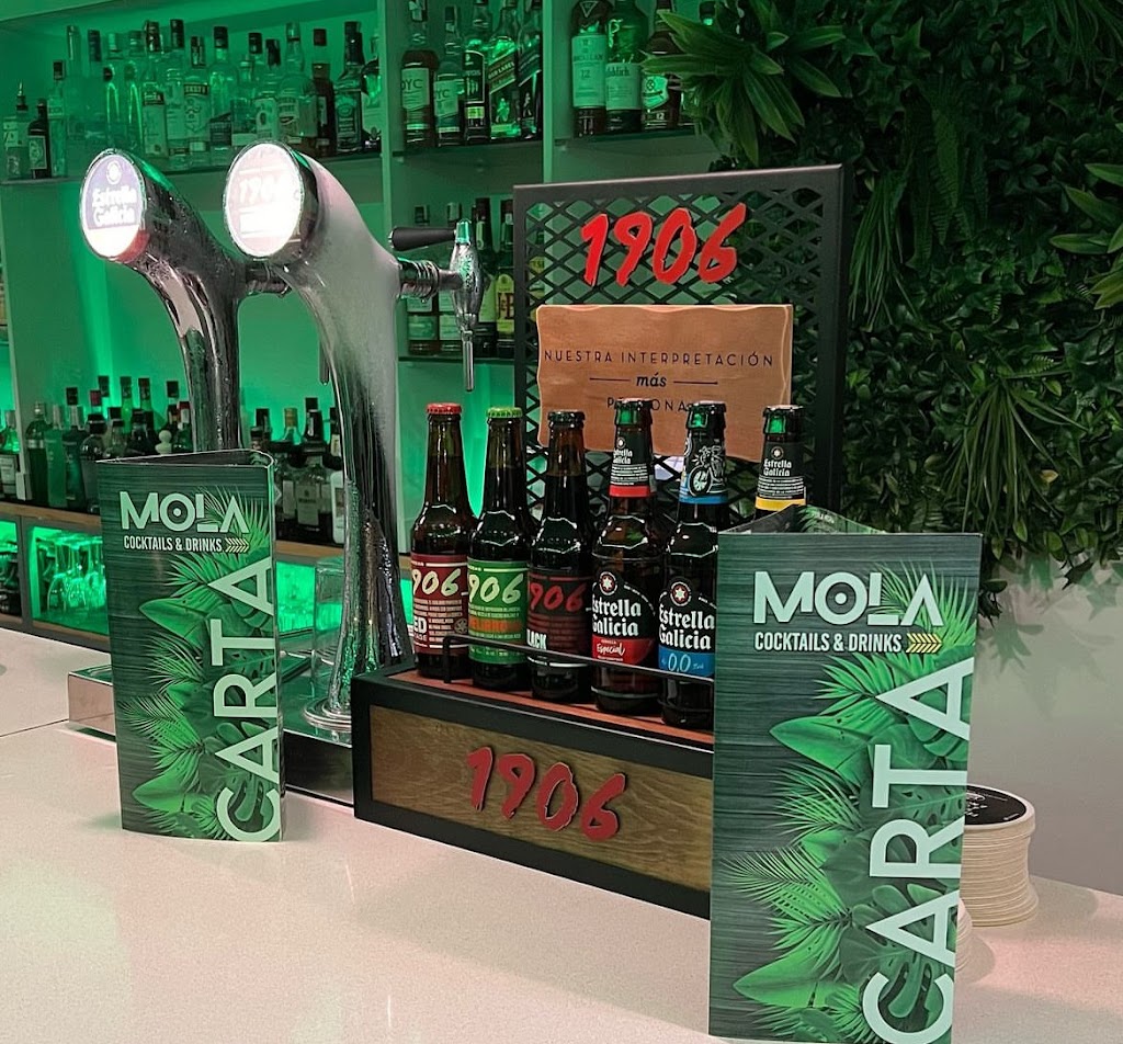 Mola Cocktails & Drinks