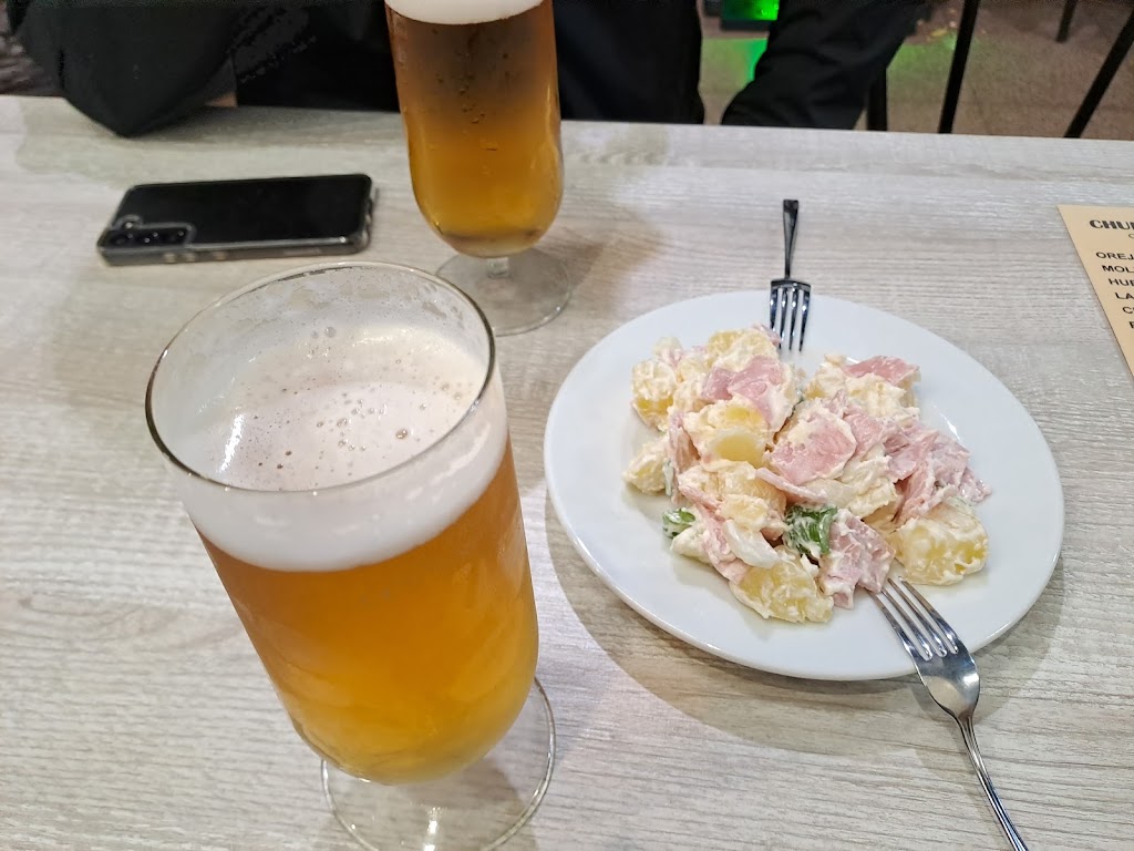 Cafe Bar Chuleta — Comida y bebida
