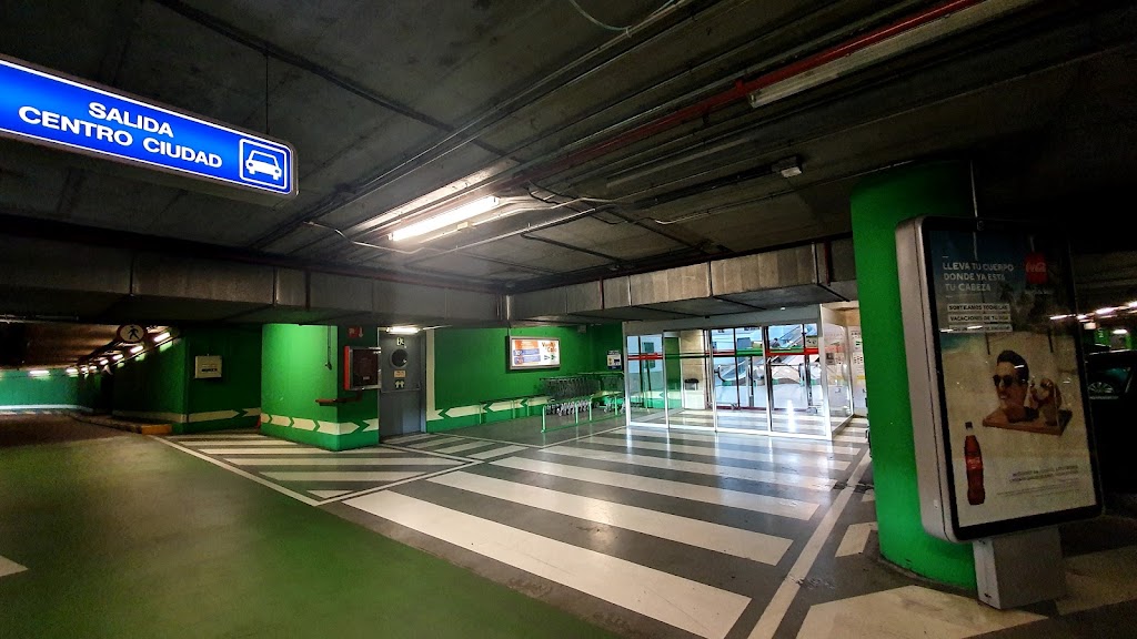 Acceso Parking El Corte Ingles