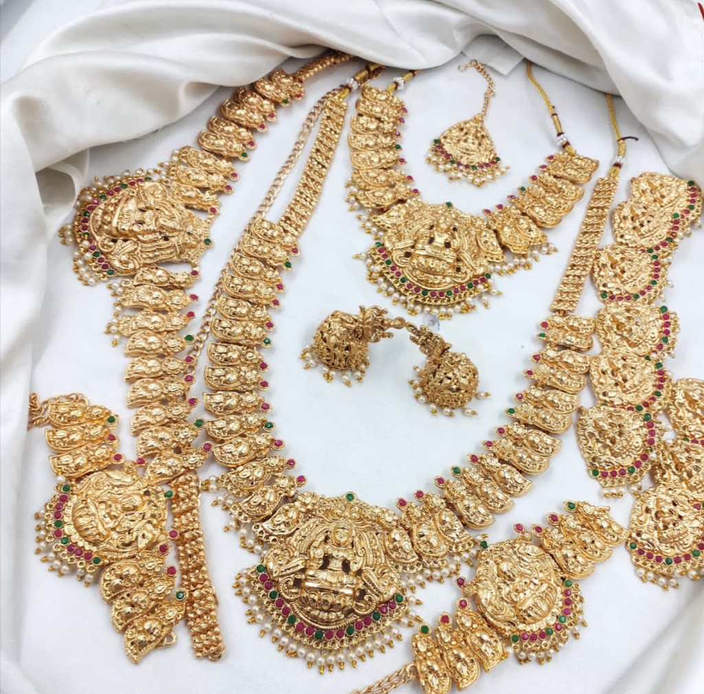 Devi S Makeup Artist Beauty Parlour