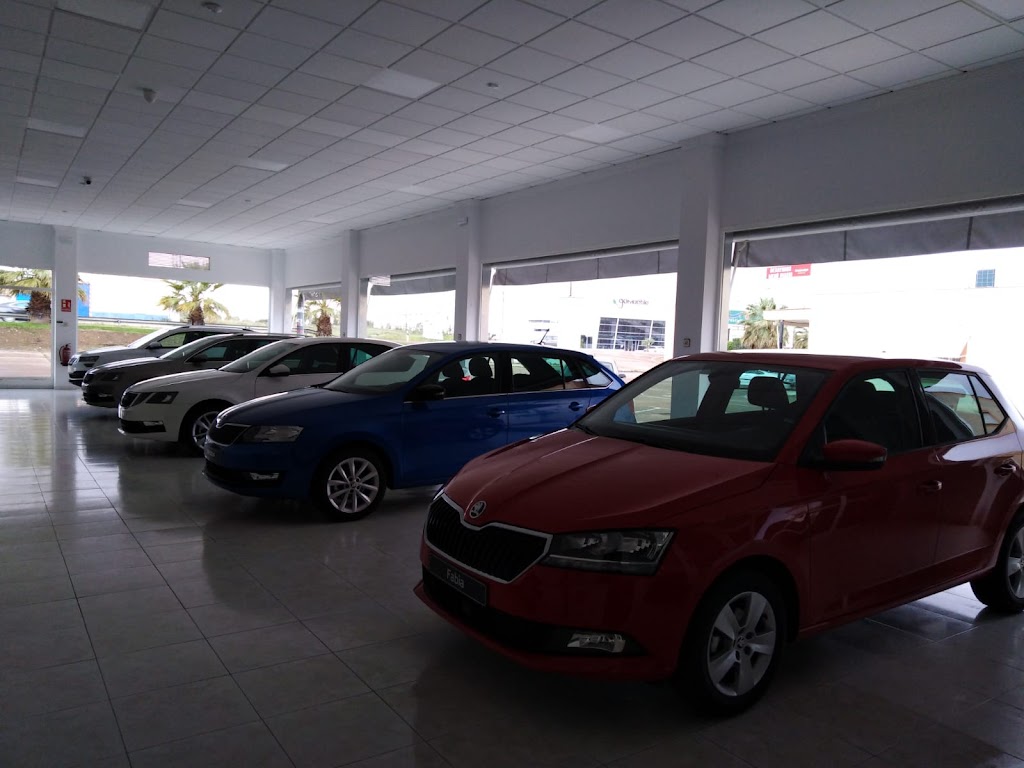Concesionario Oficial Ssangyong, Subaru, Suzuki -Nieto Marcelo- — Hatchback