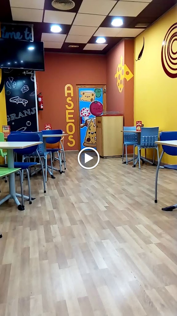 Pizzeria Hellin Ke Pizza — Videos