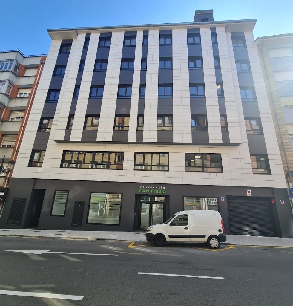 Residencia Geriatrica Santirso — Exterior